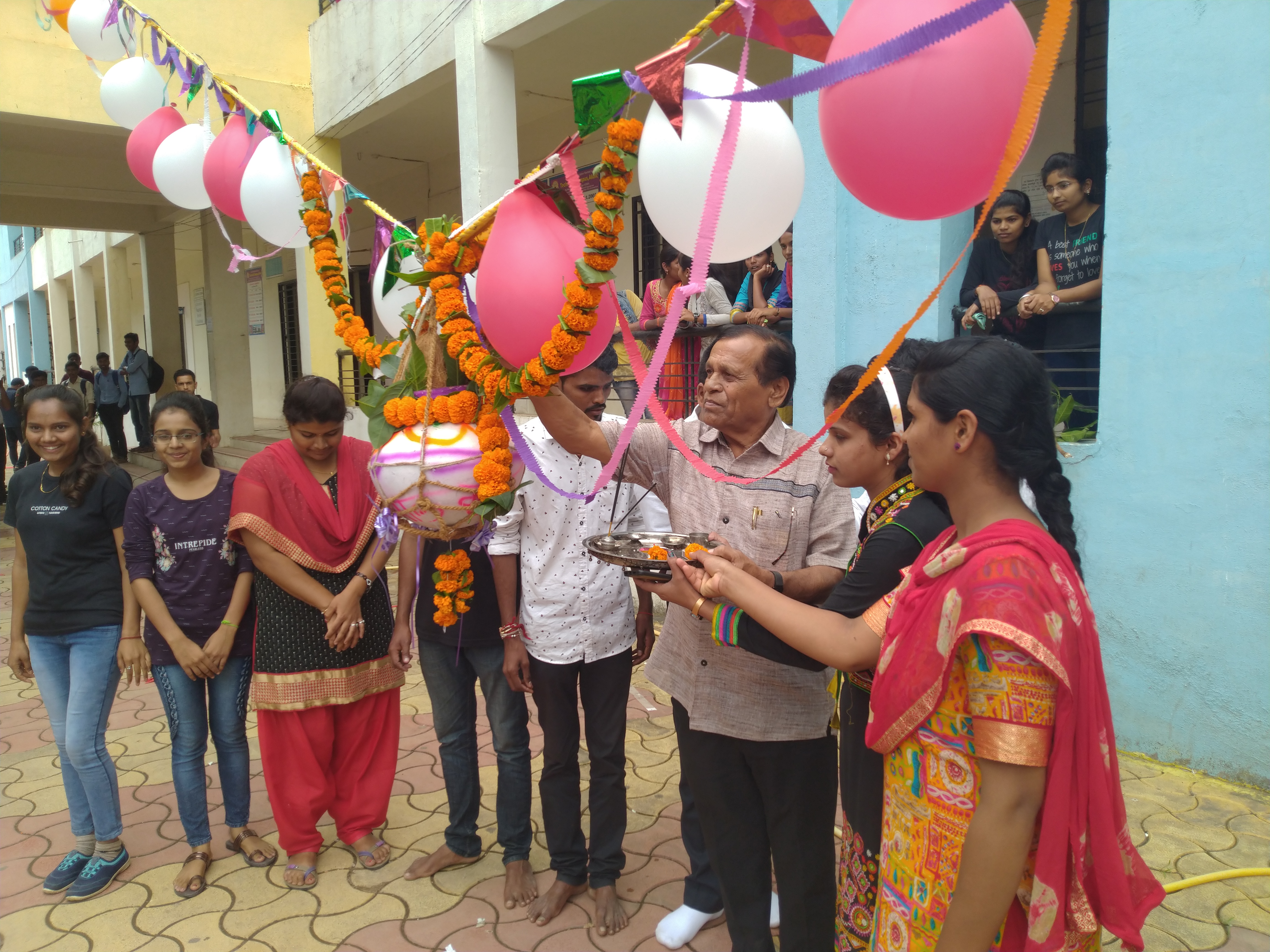Dahi_Handi_Festival